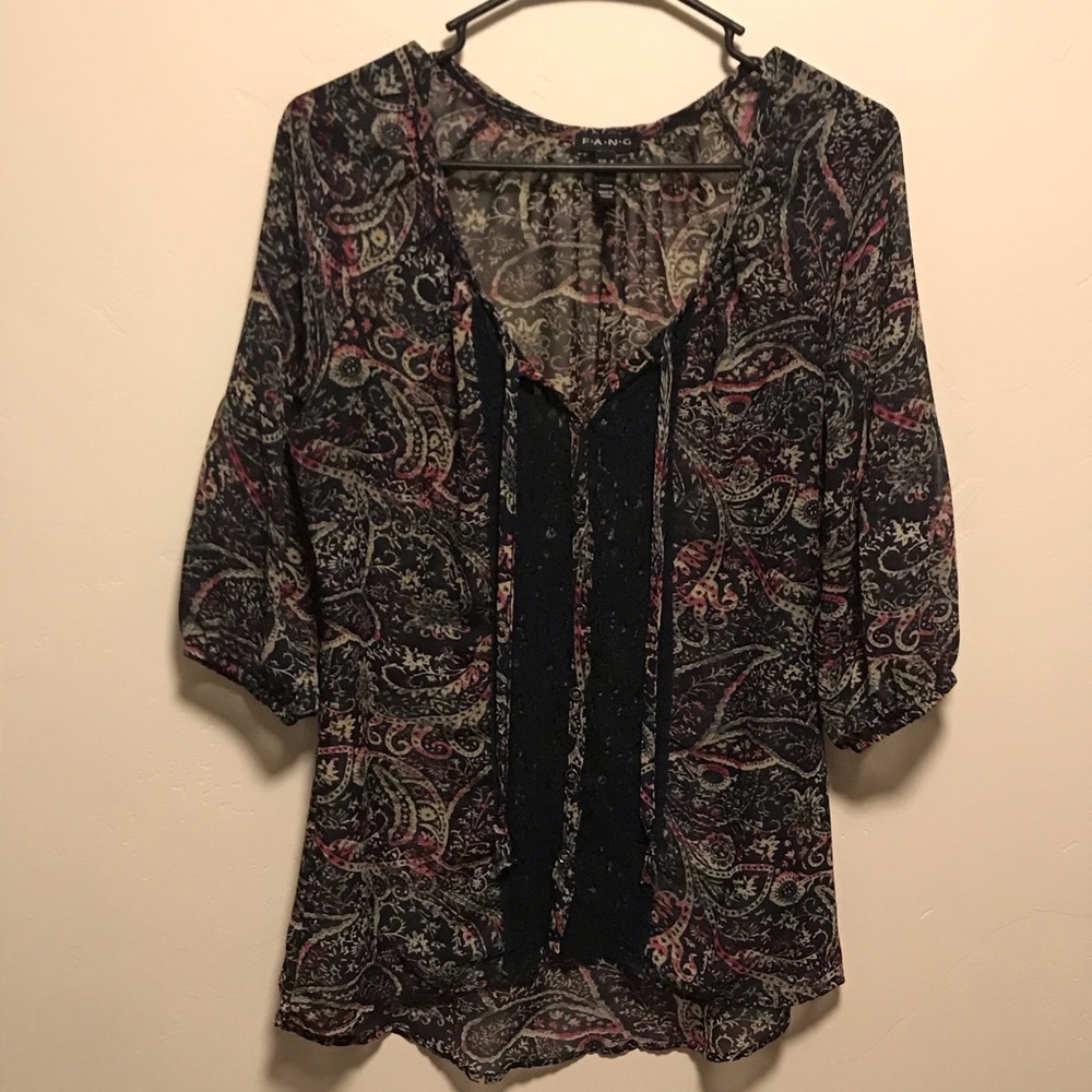 🌻FANG Semi Sheer Paisley V Neck Tunic - Picture 1 of 9